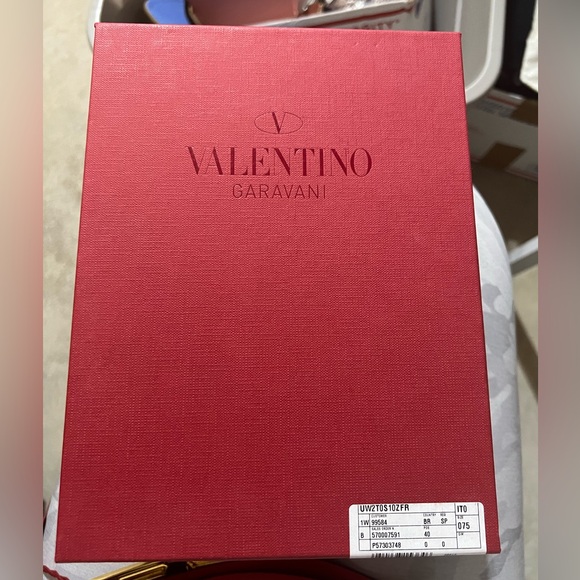 NWB & NWT Valentino Belt - Picture 4 of 4